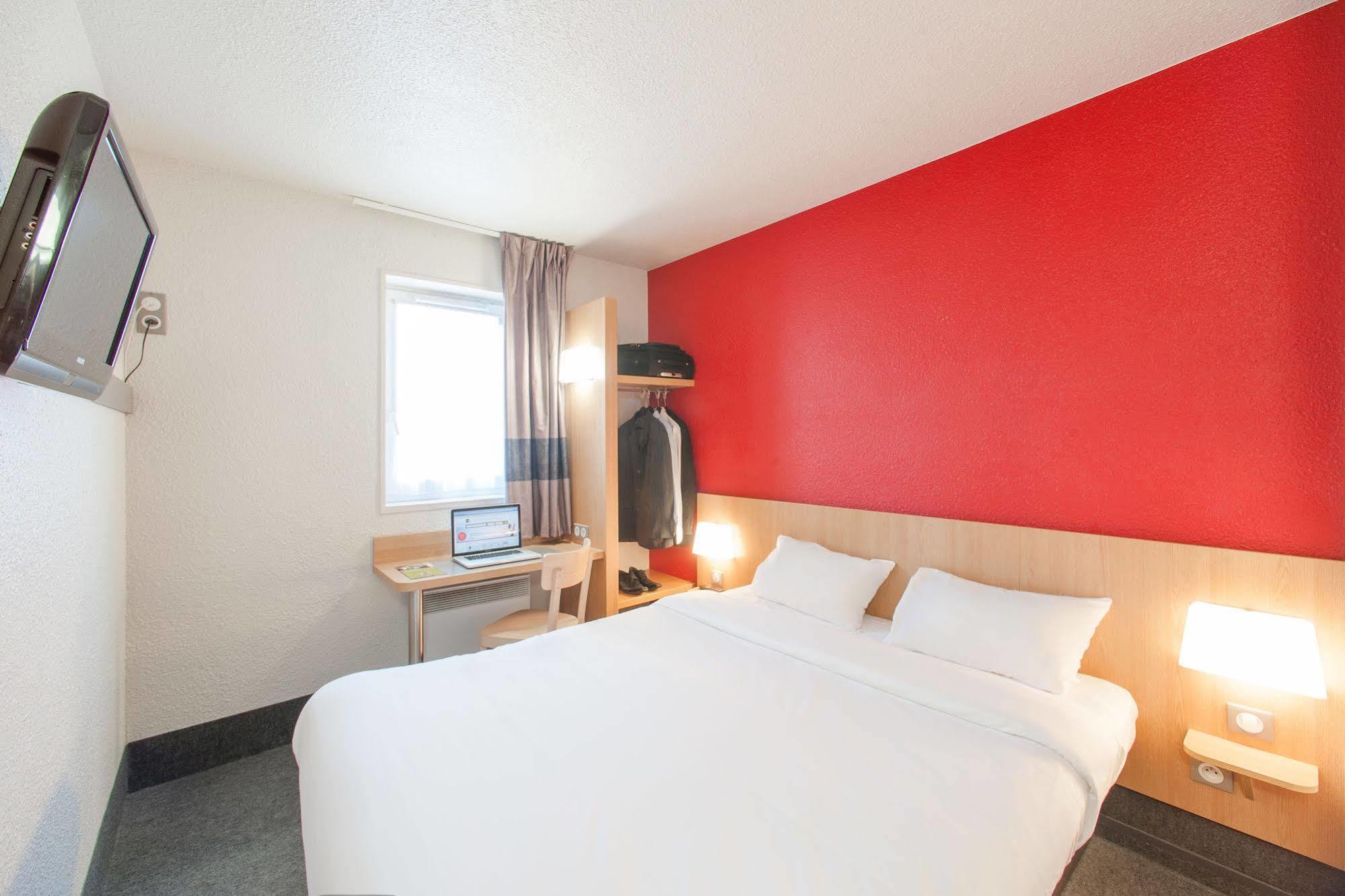 B&B Hotel Annecy Argonay Exterior photo